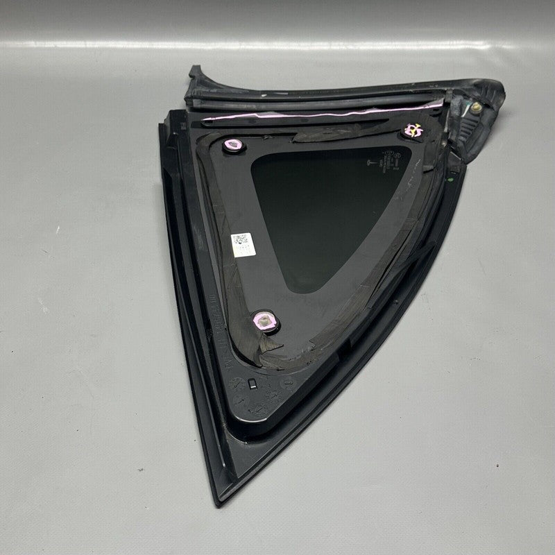 1495740-00-E TESLA MODEL Y QUARTER GLASS LEFT REAR 2020 2021 2022 2023 OEM 1495740-00-E