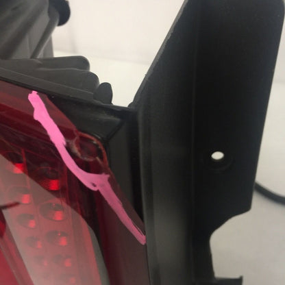 15890422 CADILLAC ESCALADE TAIL LIGHT LEFT DRIVER 2007 08 09 10 11 12 13 2014 OEM