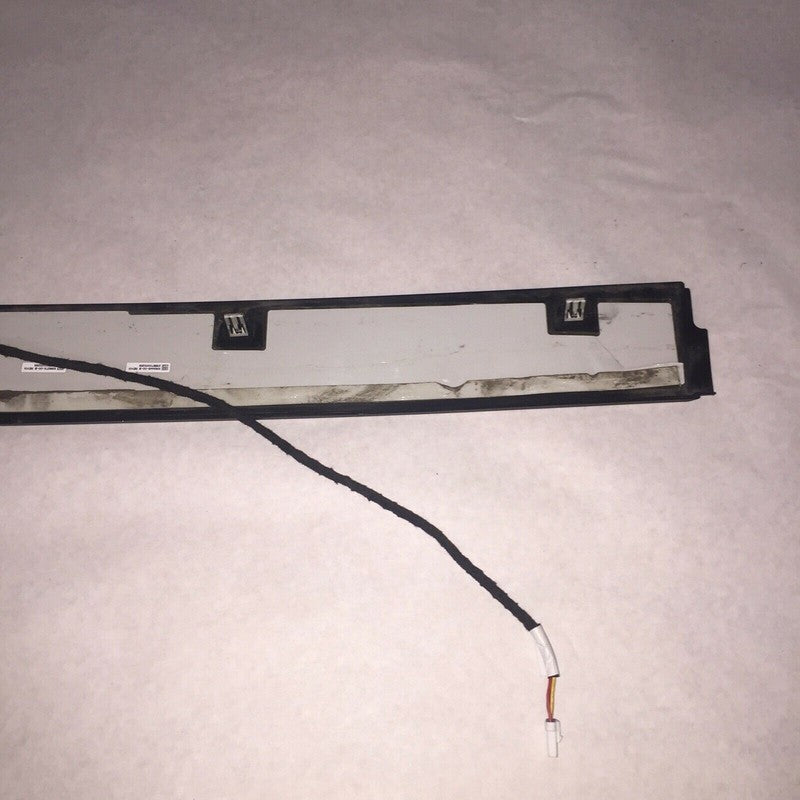 1063445-00-B  /  1069273-00-B TESLA MODEL S SIDE TRIM MOLDING SENSOR 2012 2013 2014 2015 2016 OEM