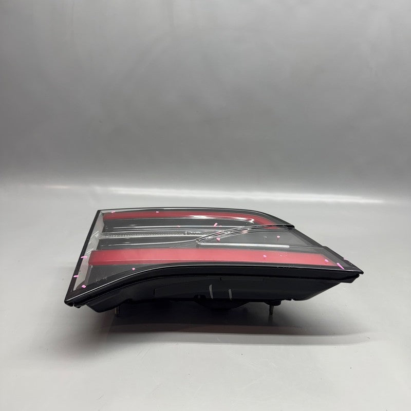 TESLA MODEL X TAIL LIGHT LEFT DRIVER 2016 2017 2018 2019 2020 OEM 1034