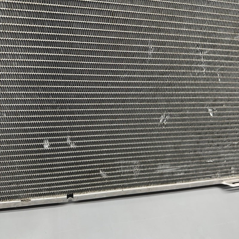 A2045003703 MERCEDES BENZ E350 E550 RADIATOR 2010 2011 2012 2013 2014 2015 OEM A2045003703