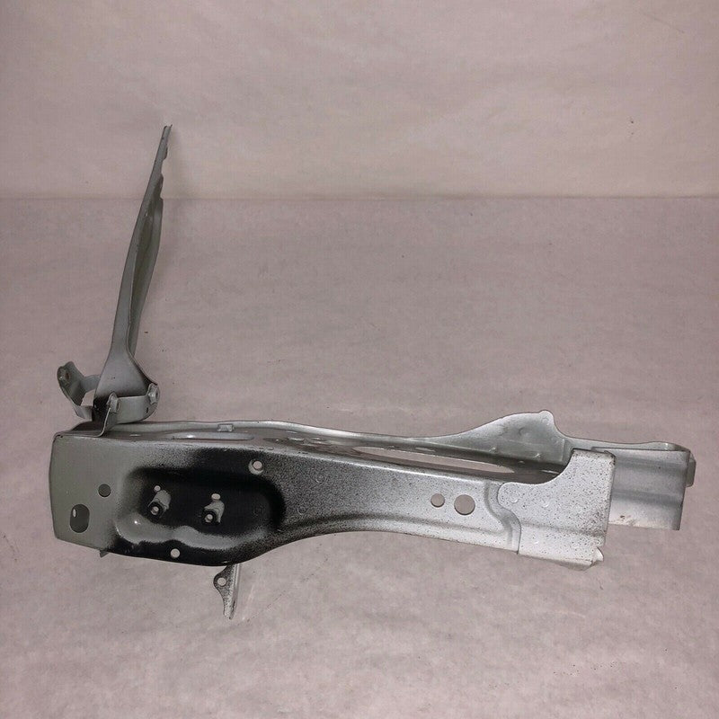 LS460 LEXUS LS460 RADIATOR SUPPORT BRACKET RIGHT 2007 2008 2009 2010 2011 2012 OEM