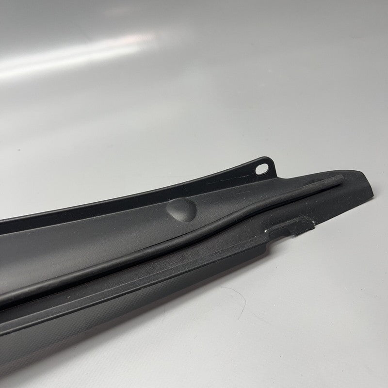 1041595-00-E TESLA MODEL X PINCH SENSOR RIGHT REAR DOOR 2016 17 18 19 2020 OEM 1041595-00-E