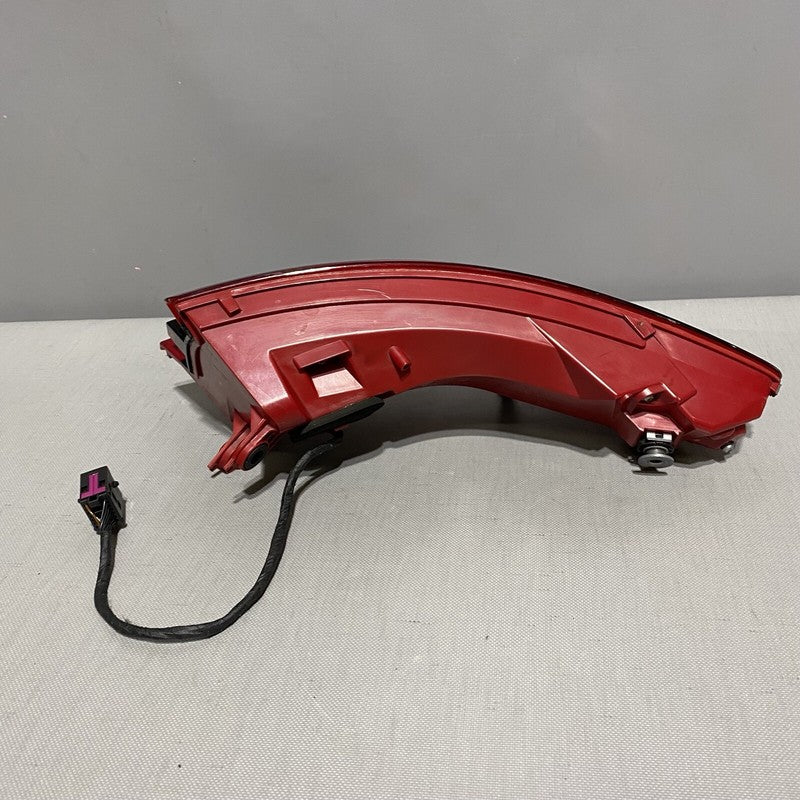 95B945095E PORSCHE MACAN TAIL LIGHT LEFT DRIVER LED 95B945095E OEM 2015 2016 2017 