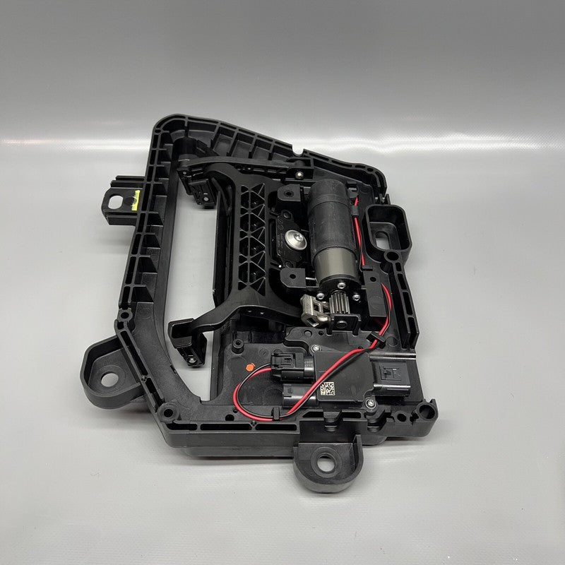 1046122-00-G TESLA MODEL S DOOR HANDLE RIGHT FRONT 2017 2018 2019 GEN2 OEM 1046122-00-G