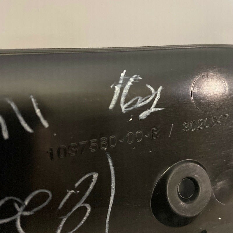 1037560-00-E TESLA MODEL X LEFT REAR DOOR PINCH SENSOR CARRIER 2016 2017 2018 2019 OEM