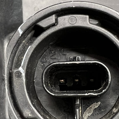 1563710-00-B TESLA MODEL S PLAID FOG LIGHT LEFT DRIVER 2021 2022 2023 2024 OEM 3 PIN 