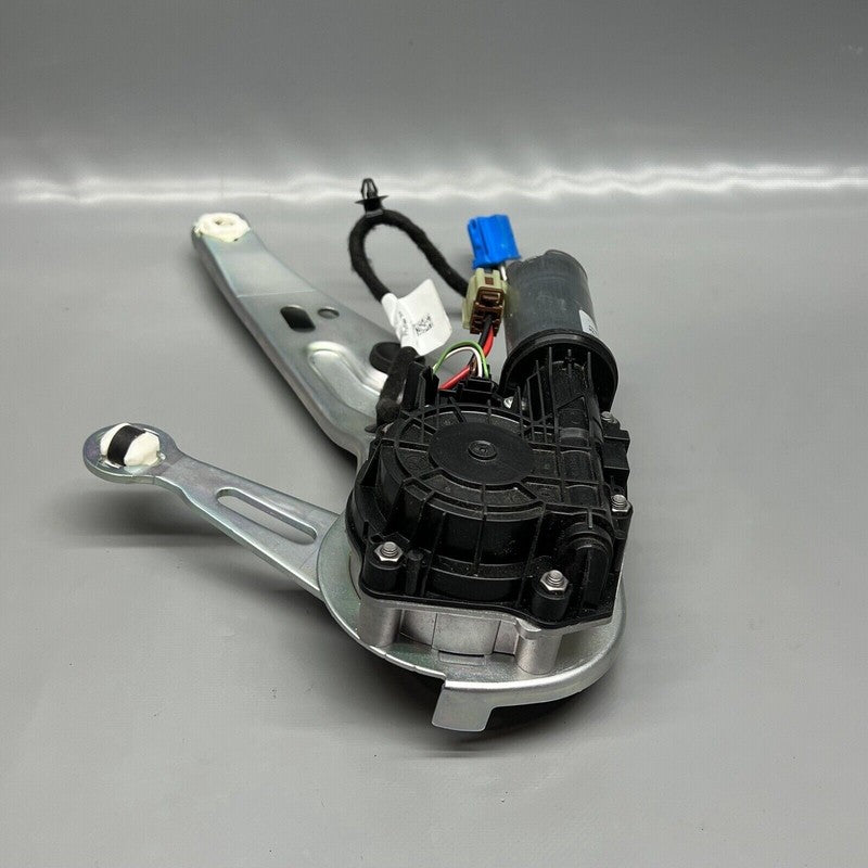 A2228200442 MERCEDES BENZ S550 TRUNK LID POWER OPENER MOTOR 2014 15 16 17 18 19 2020 OEM