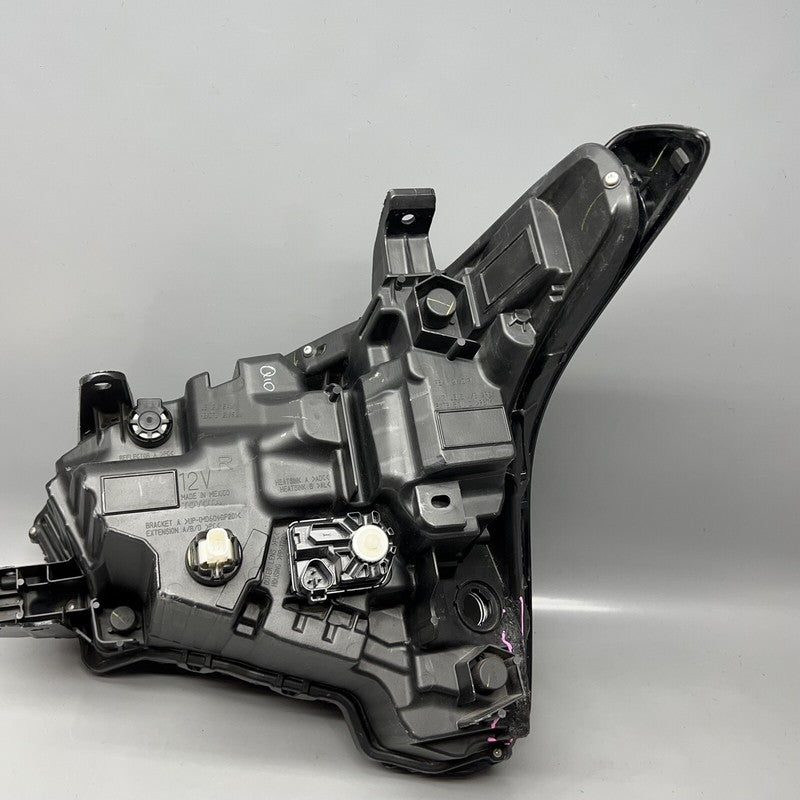 TOYOTA TUNDRA HEADLIGHT RIGHT PASSENGER 2022 2023 LED