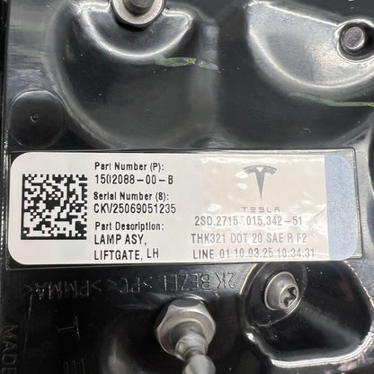 1502088-00-B TESLA MODEL Y TAIL LIGHT TRUNK LEFT DRIVER 2021 2022 2023 2024 OEM 1502088-00-B
