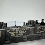 M8D2-14A073-BA LAND ROVER DISCOVERY SPORT FUSE BOX 2020 2021 2022 2023 OEM M8D2-14A073-BA