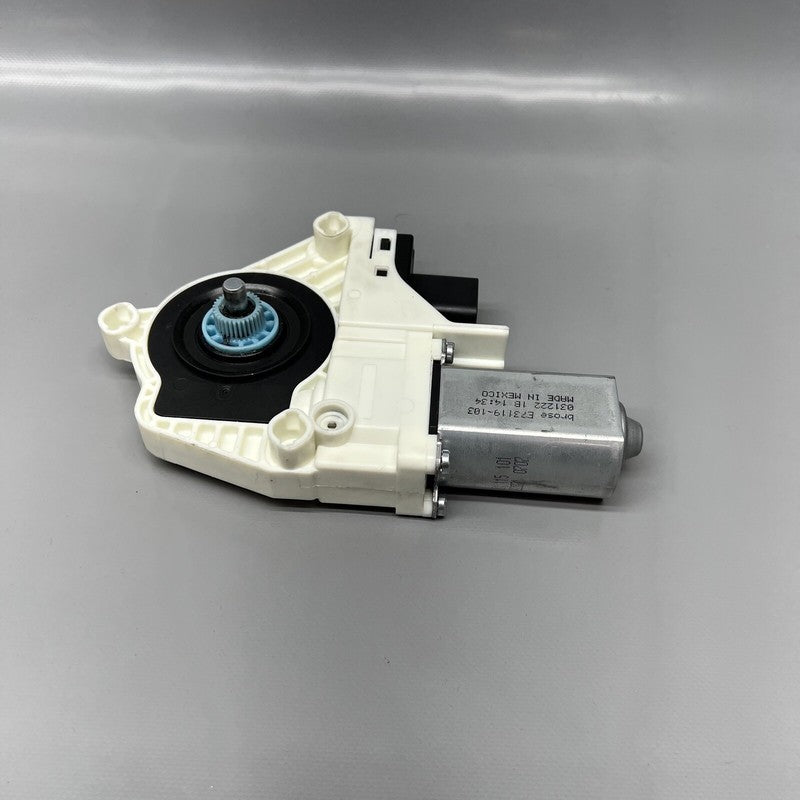 1526796-00-E TESLA MODEL Y WINDOW REGULATOR MOTOR RIGHT FRONT 2020 2021 22 2023 1526796-00-F