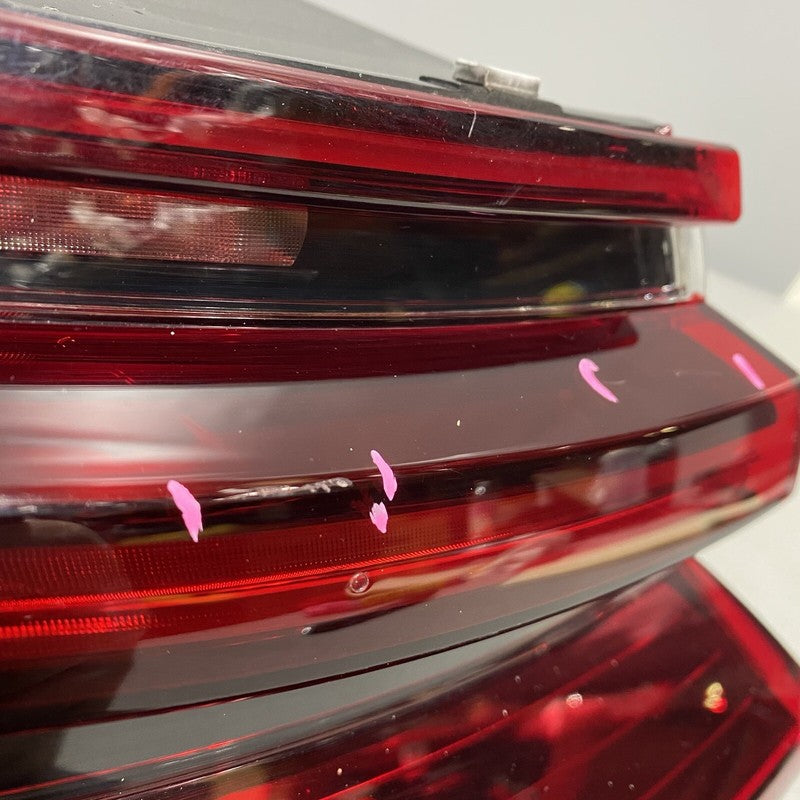 971945091C PORSCHE PANAMERA TAIL LIGHT LEFT DRIVER 971945091C LED OEM 2017 2018 2019 