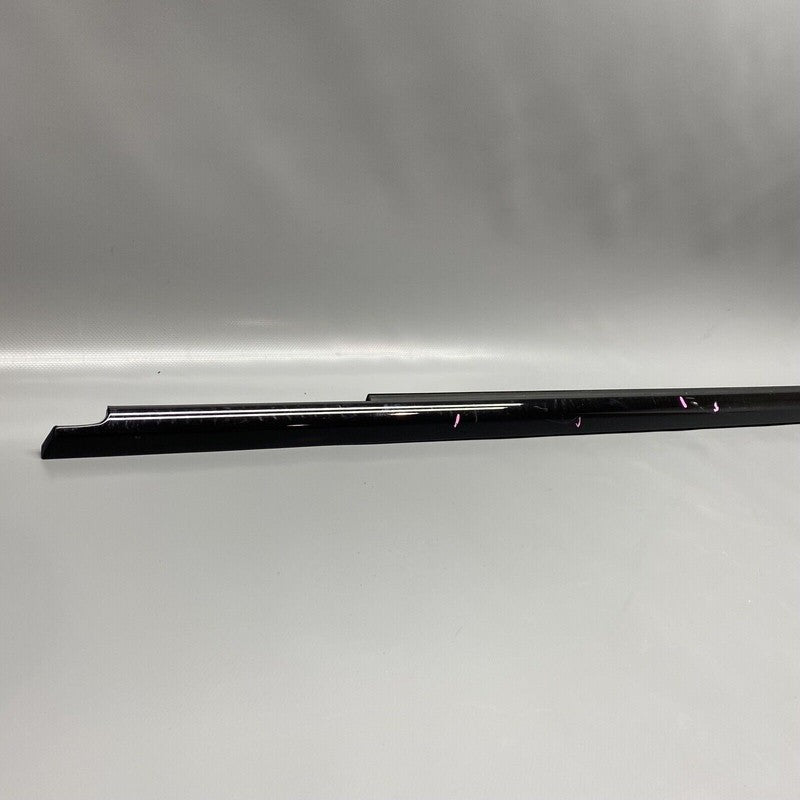 A2477257300 MERCEDES BENZ SEALING RAIL A2477257300 2021 2022 OEM