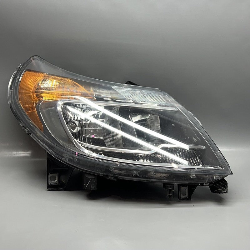 RAM PROMASTER HEADLIGHT RIGHT PASSENGER 2014 2015 2016 2017 2018 HALOG