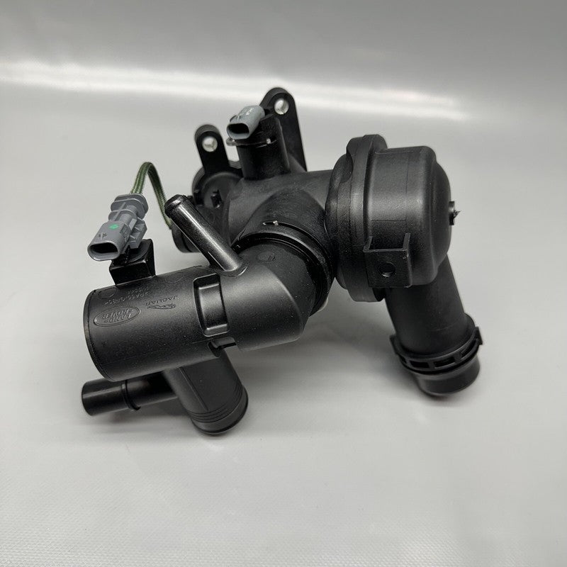 LR106640 RANGE ROVER DEFENDER THERMOSTAT HOUSING 2020 2021 2022 2023 OEM LR106640
