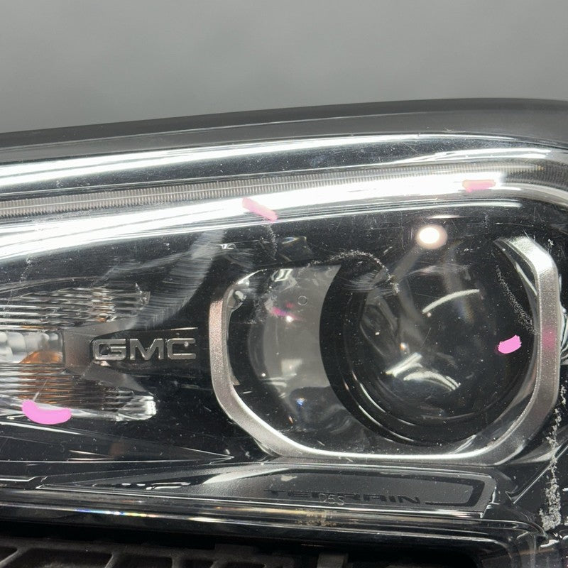 84355670 GMC TERRAIN HEADLIGHT LEFT DRIVER 2018 2019 2020 2021 XENON OEM 84355670