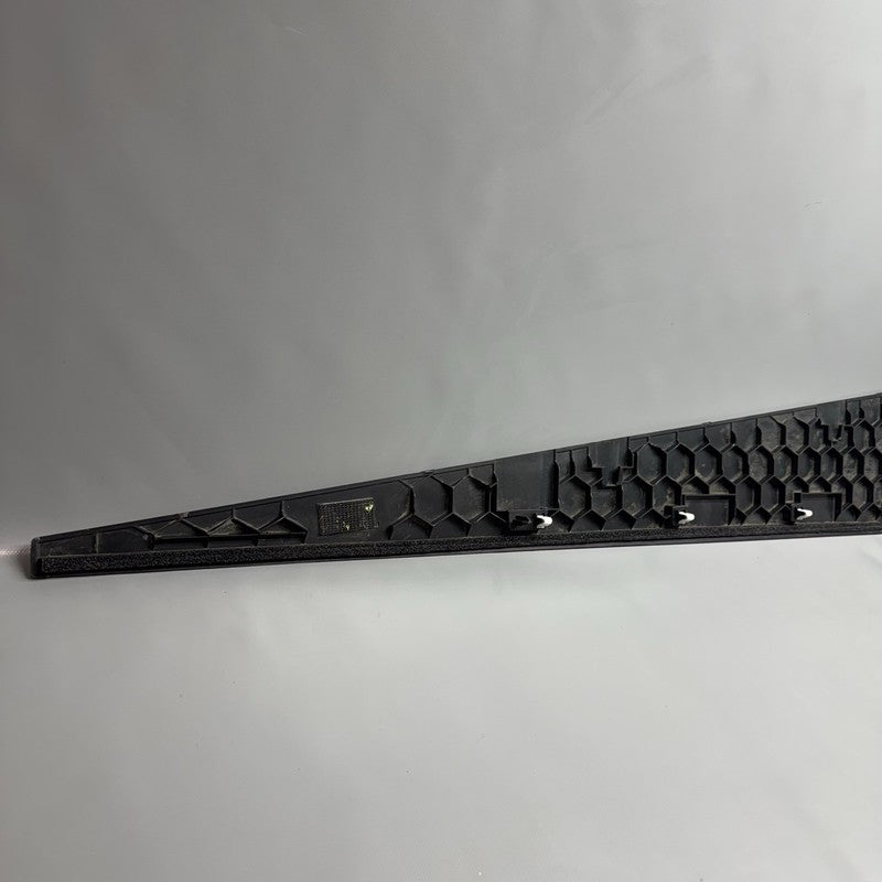 1817891-00 TESLA CYBERTRUCK UPPER TRACK BED WALL TRIM RIGHT REAR 2024 2025 OEM 1817891-00
