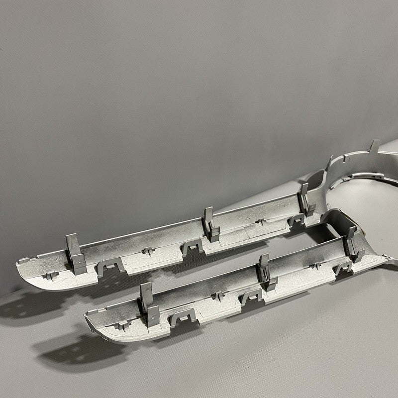 A2058880160 MERCEDES BENZ C300 FRONT GRILLE CENTER TRIM C400 A2058880160 2015 2016 2017 OEM