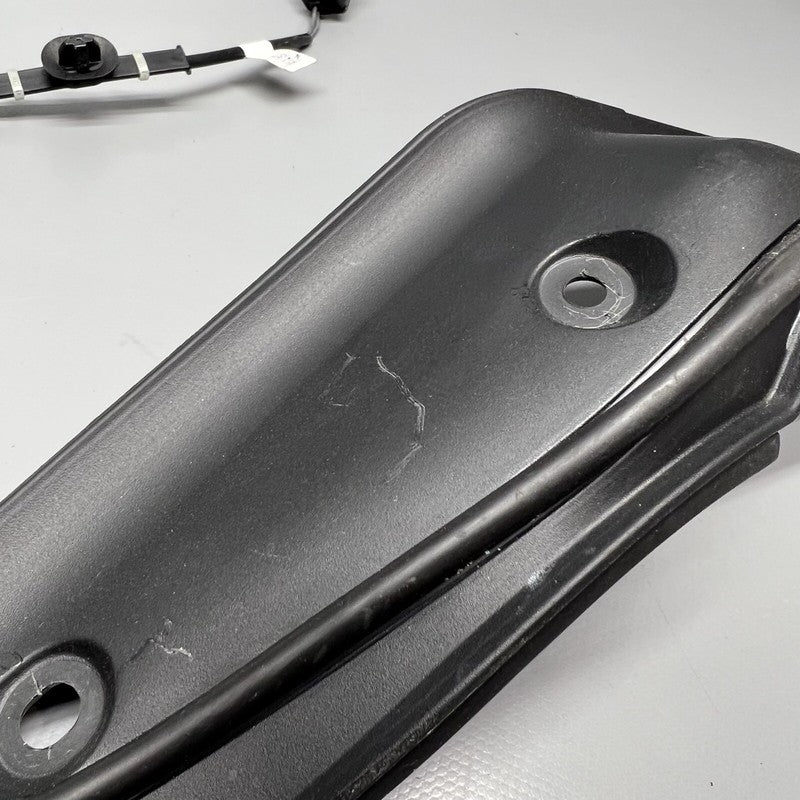 1041595-00-E TESLA MODEL X PINCH SENSOR RIGHT REAR DOOR 2016 17 18 19 2020 OEM 1041595-00-E