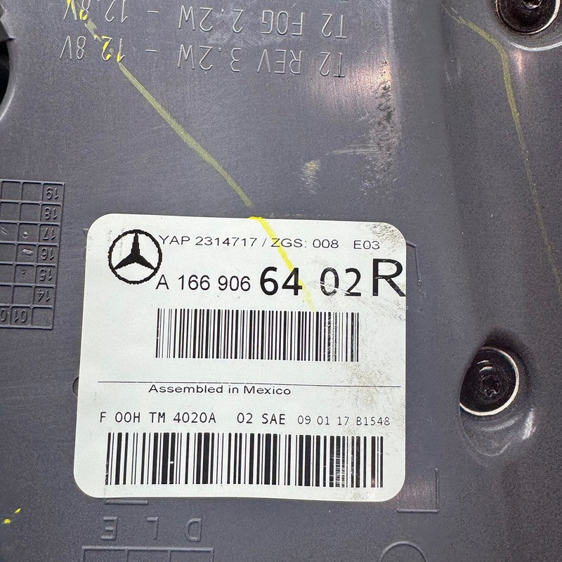MERCEDES BENZ GLS450 TAIL LIGHT INNER RIGHT PASSENGER GLS550 2017 2018