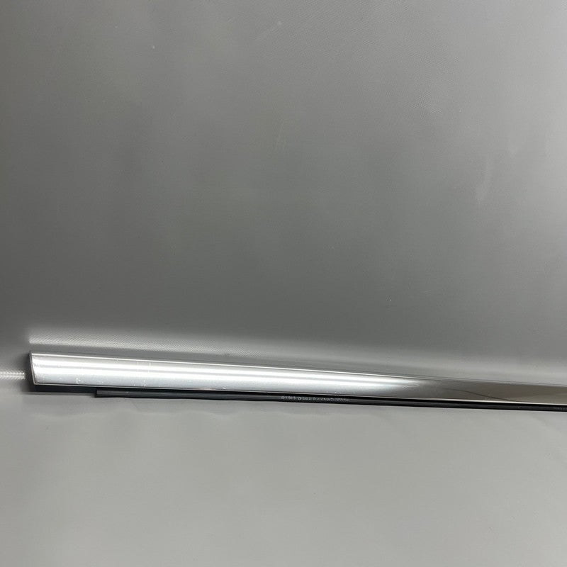 7200306 ROLLS ROYCE GHOST DOOR BELT MOLDING RIGHT FRONT 2010 2011 2012 2013 2O14 OEM