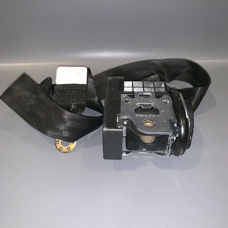 3B1857705e VOLKSWAGEN PASSAT SEAT BELT LEFT FRONT 2002 2003 2004 2005 BLACK OEM