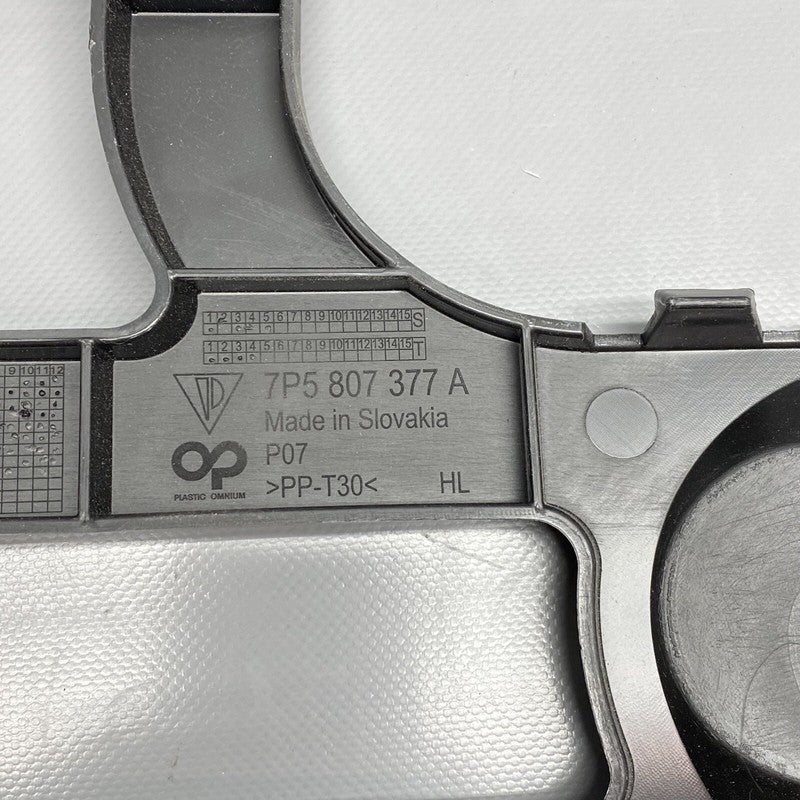 7P5807377A PORSCHE CAYENNE BUMPER GUIDE LEFT REAR 2011 2012 2013 2014 OEM 7P5807377A