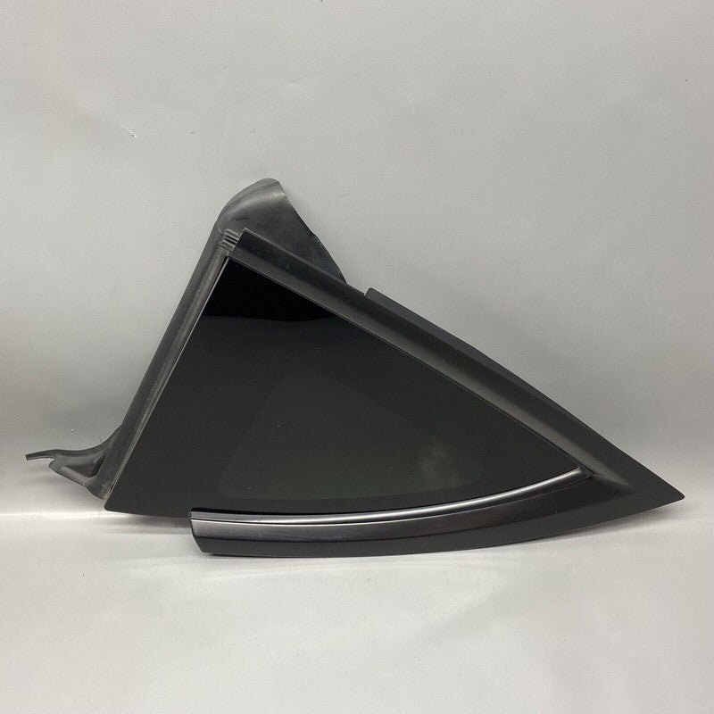 1495740-99-H TESLA MODEL Y QUARTER GLASS LEFT REAR 2020 2021 2022 2023 OEM 1495740-99-H