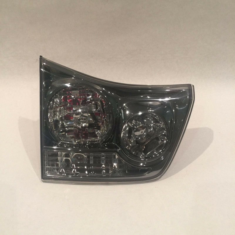 rx350 LEXUS RX330 RX350 TAIL LIGHT LEFT SIDE GATE 2004 2005 2006 2007 2008 2009 OEM
