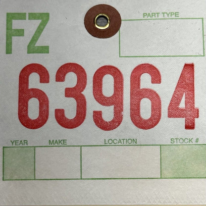 1641262-00-D TESLA MODEL Y LEFT LOAD FLOOR BRACKET 2020 2021 2022 2023 OEM 1641262-00-D