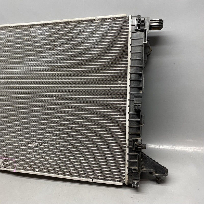 8W0121251AB AUDI Q7 RADIATOR 8W0121251AB 2017 2018 2019 2020 OEM