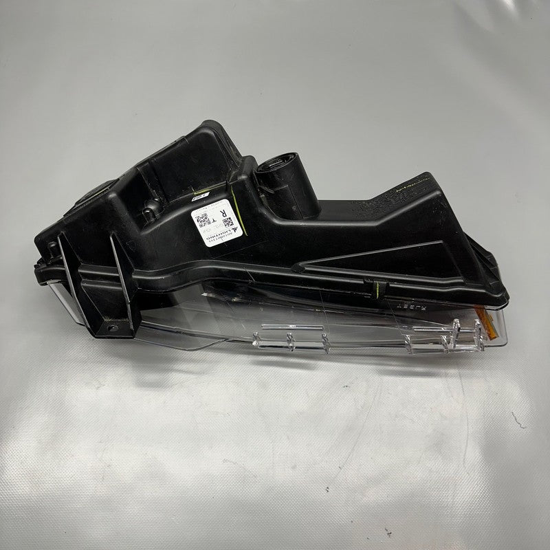 TESLA MODEL Y 3 FOG LIGHT RIGHT PASSENGER 2017 2018 2019 2020 2021 202