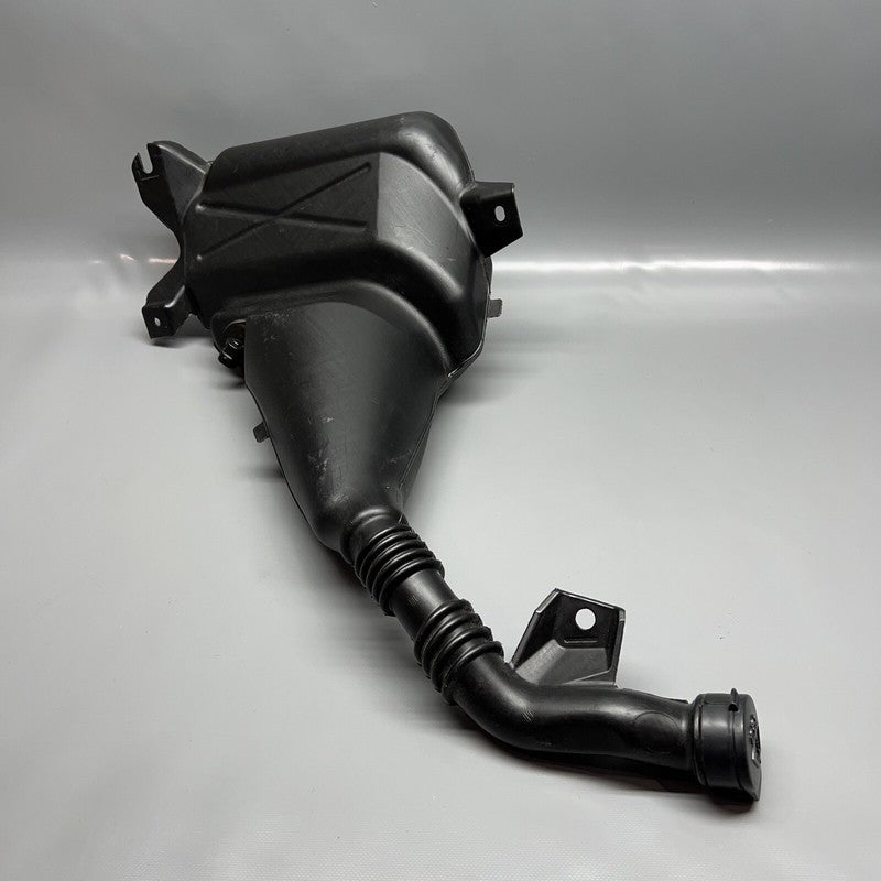 1490062-00-A TESLA MODEL S WINDSHIELD WASHER FLUID RESERVOIR 2016 17 18 19 2020 1490062-00-A
