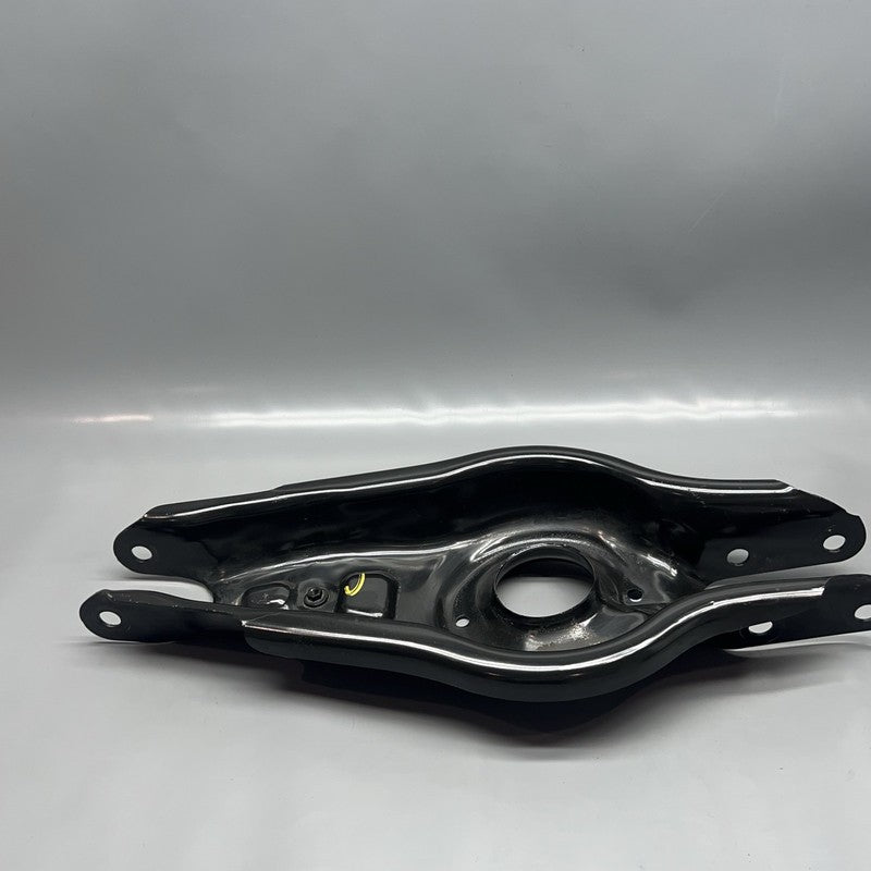 5A1E918 TESLA MODEL 3 LINK AFT LOWER ARM REAR OEM 2018 2019 2020 2021 2022 2023