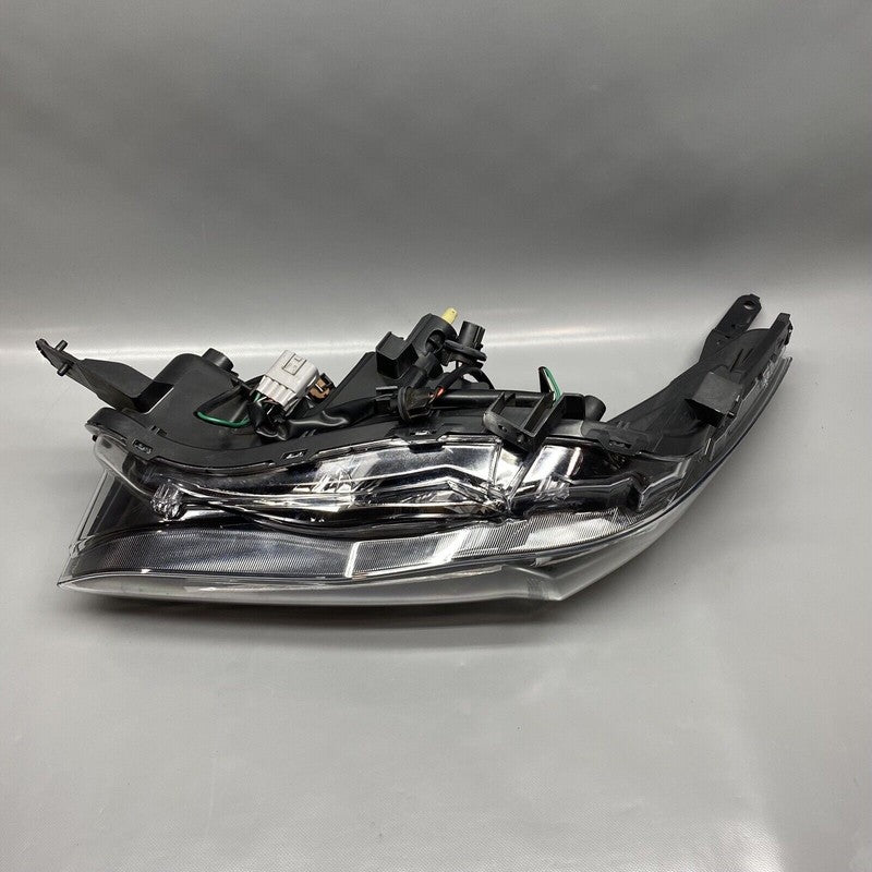 84001FL00A SUBARU IMPREZA HEADLIGHT RIGHT PASSENGER 2017 2018 2019 HALOGEN OEM 84001FL00A
