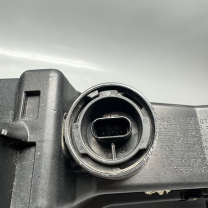 1077391-00-F TESLA MODEL 3 FOG LIGHT LEFT DRIVER 2017 18 19 20 21 22 2023 OEM 1077391-00-F