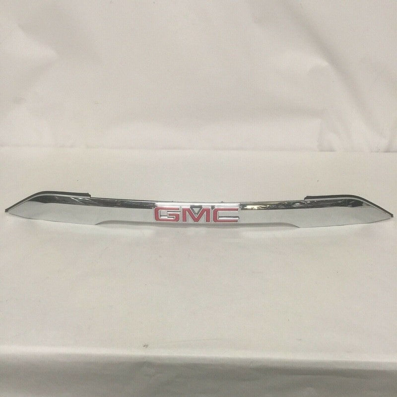 84169198 GMC ACADIA REAR HATCH TRIM CHROME 84169198 2017 2018 OEM