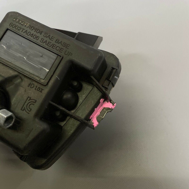 1077392-00-E TESLA MODEL 3 FOG LIGHT RIGHT PASSENGER SIDE 2017 2018 2019 2020 LED OEM 