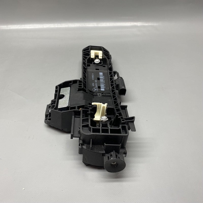 A2047602334 MERCEDES BENZ GLS450 HANDLE BASE LEFT A2047602334 2017 2018 2019 OEM
