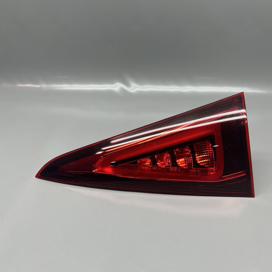 A1679063200 MERCEDES BENZ GLE350 TAIL LIGHT GLE450 2020 2021 2022 2023 OEM A1679063200