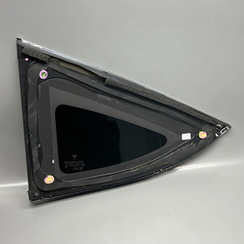 1034906-80-F TESLA MODEL X QUARTER GLASS RIGHT REAR 2016 17 18 19 2020 OEM 1034906-80-F