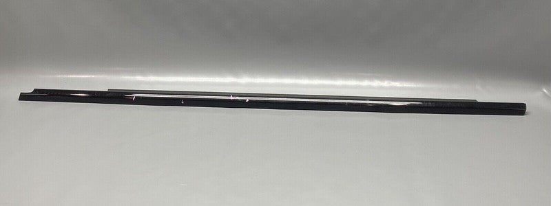 A2477257300 MERCEDES BENZ SEALING RAIL A2477257300 2021 2022 OEM