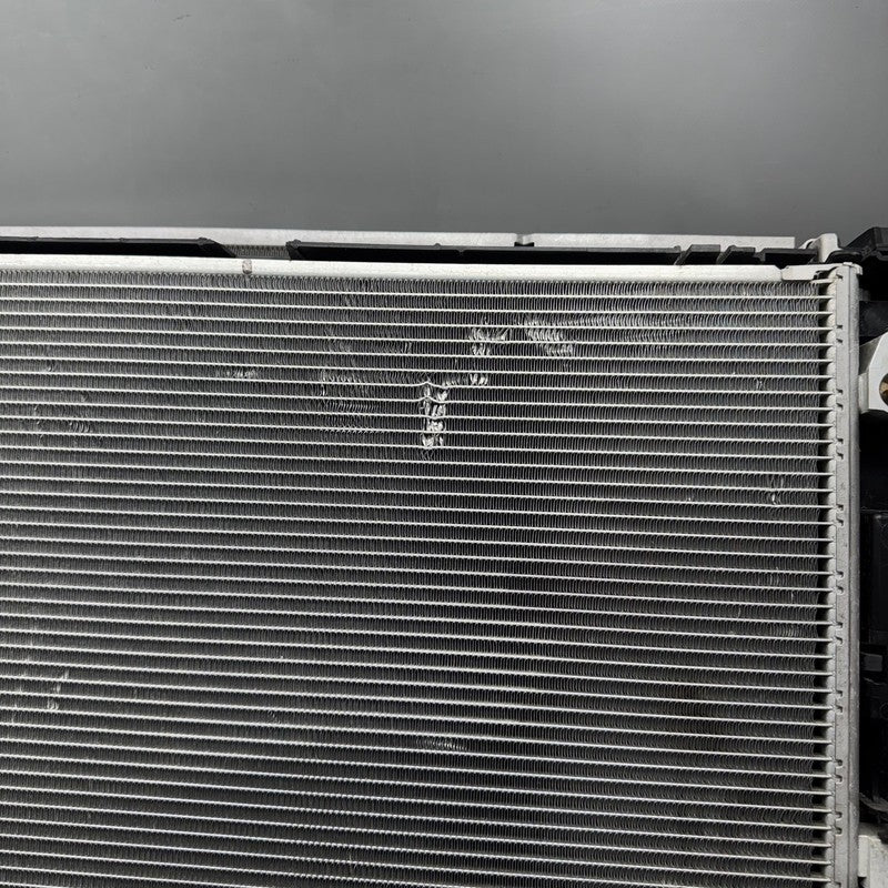 A2045003703 MERCEDES BENZ E350 E550 COOLANT RADIATOR 2010 2011 2012 2013 2014 2015 OEM