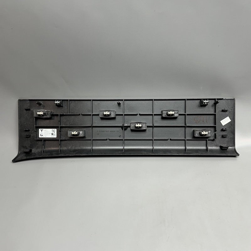 1032435-00-G TESLA MODEL X DOOR WELCOME PLATE TRIM RIGHT 2016 2017 2018 2019 2020 1053195-00F