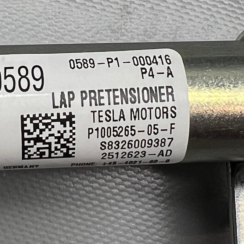 1036732-05-E TESLA MODEL X LEFT FRONT SEATBELT 2016 2017 2018 2019 2020 OEM 1036732-05-E