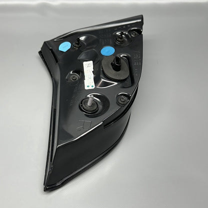 1502088-00-B TESLA MODEL Y TAIL LIGHT TRUNK RIGHT SIDE 2020 2021 2022 2023 OEM HAS WATER MARK