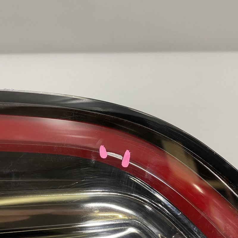 1077401-00-e TESLA MODEL 3 INNER TAIL LIGHT LEFT DRIVER 1077401-00-E 2017 2018 2019 2020 OEM