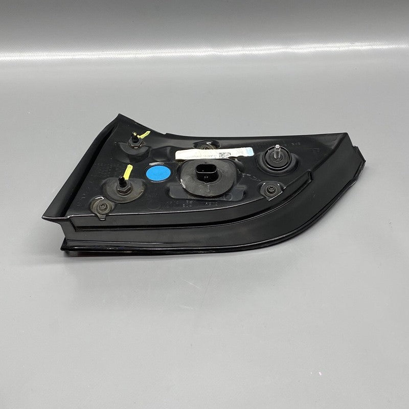 1077401-96-C TESLA MODEL 3,Y TAIL LIGHT TRUNK LEFT DRIVER 1077401-96-C 2018 19 20 21 2022 OEM