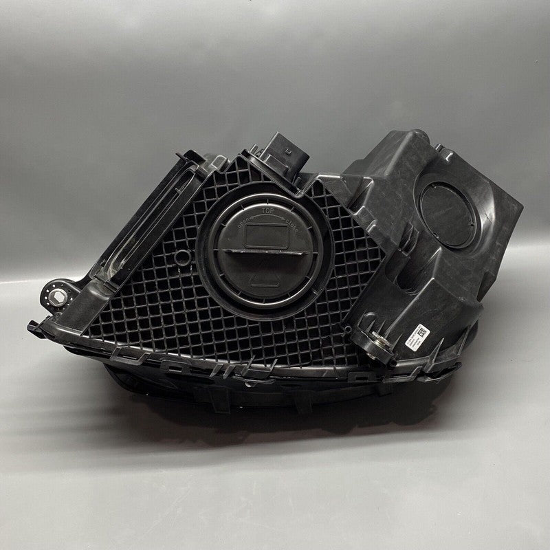A2539067401 MERCEDES BENZ GLC300 HEADLIGHT RIGHT PASSENGER A2539067401 2020 2021 2022 LED